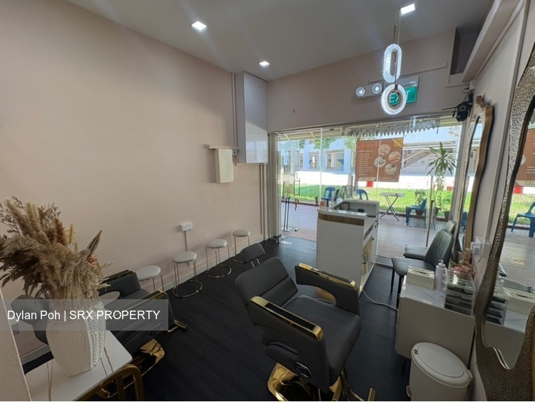 532 Ang Mo Kio Avenue 10 (D20), Shop House #546462171